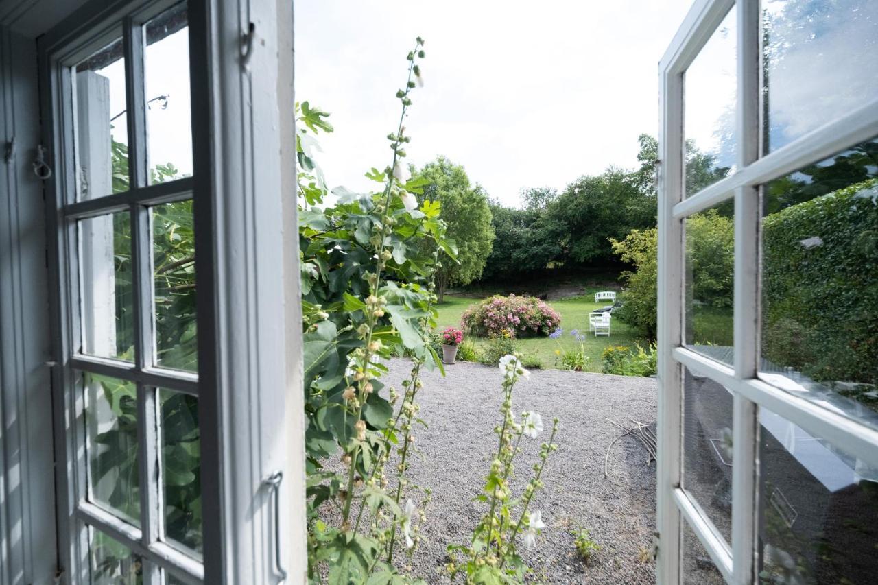 Langebjerg Pension & Spisested Allinge-Sandvig Exterior foto